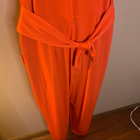 Cutout Jumpsuit - Picture 8 of 10